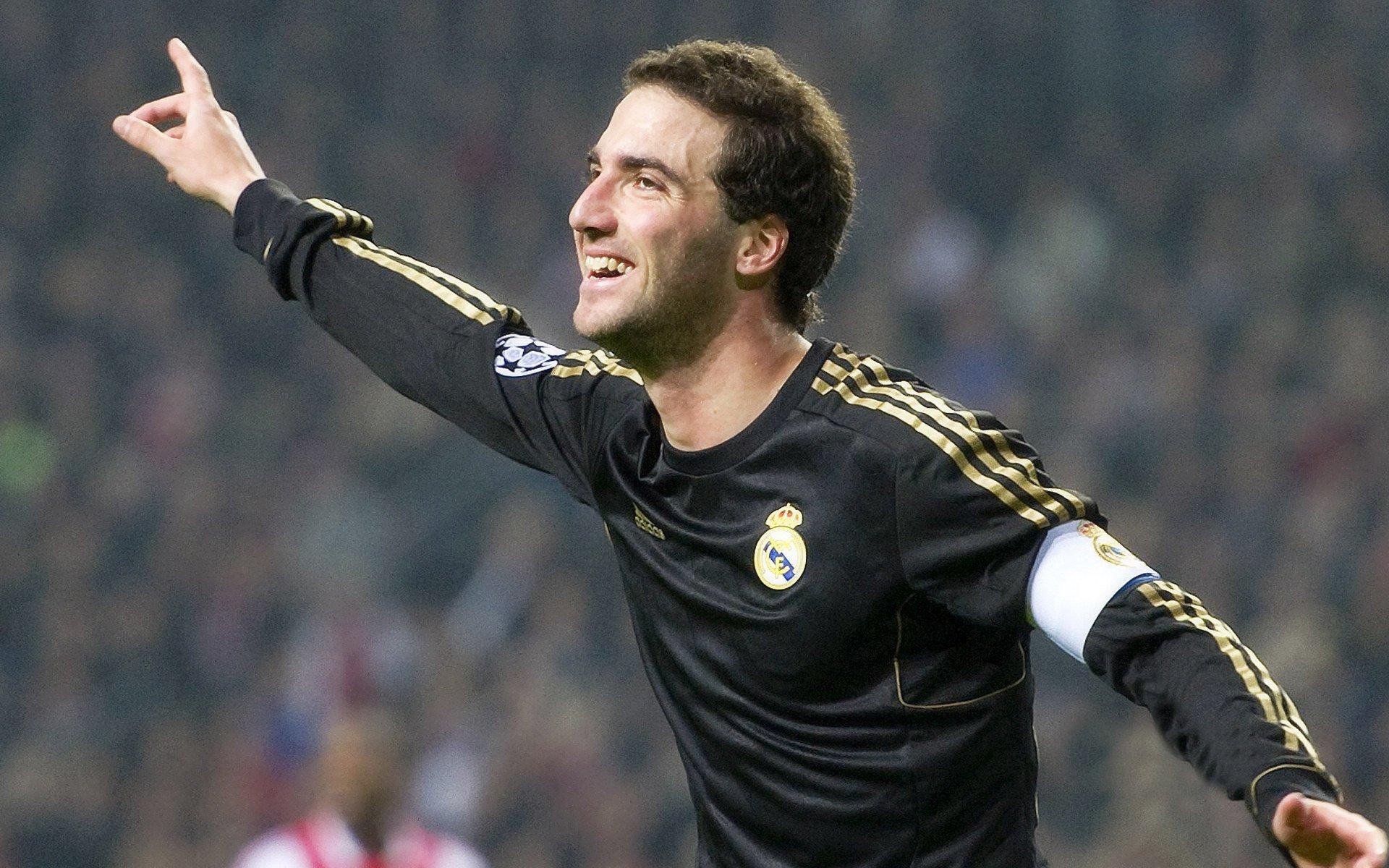 利雅得胜利亚冠征程止步四强，川崎前锋战术制胜晋级决赛