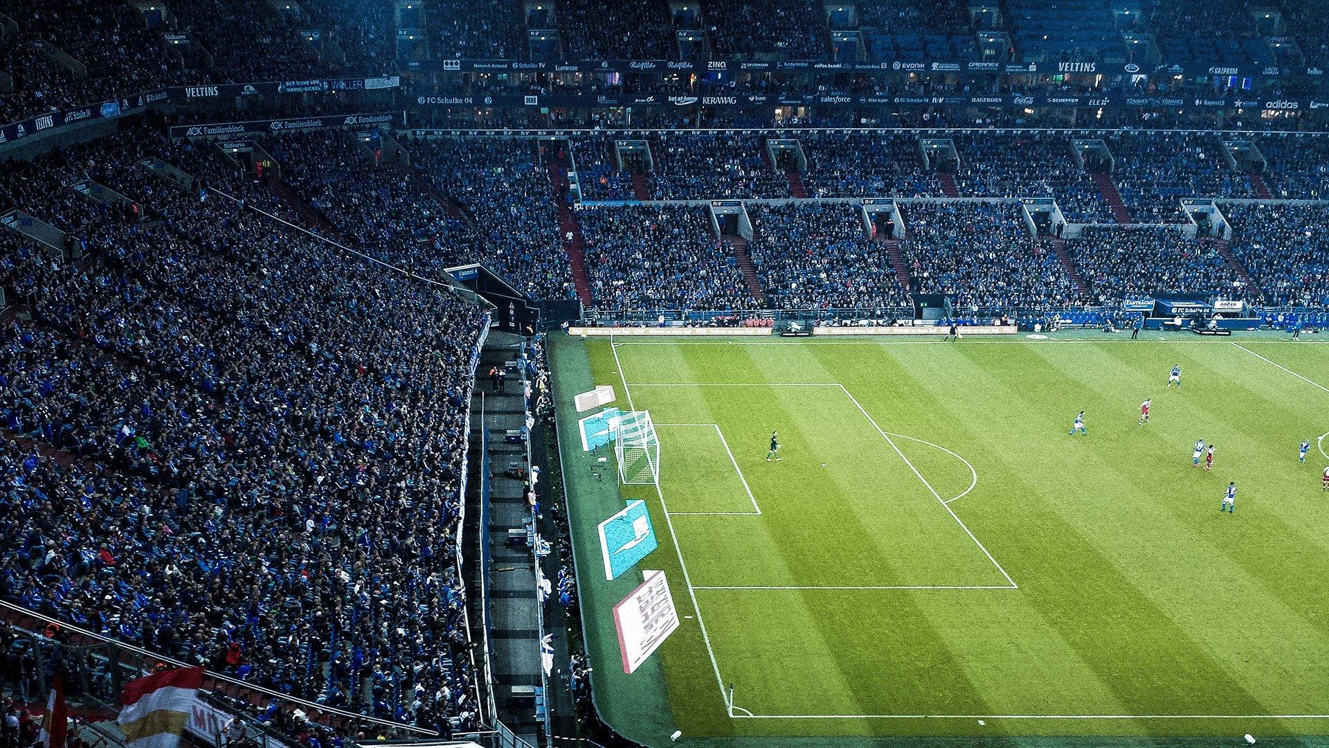 UFC总裁白大拿透露，麦格雷戈与奥利维拉等选手重大消息即将公布